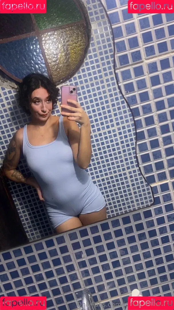 isabella.sanford / isabellasanford Onlyfans Photo Gallery 