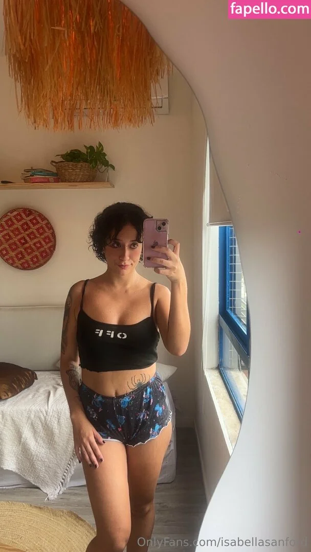 isabella.sanford / isabellasanford Onlyfans Photo Gallery 