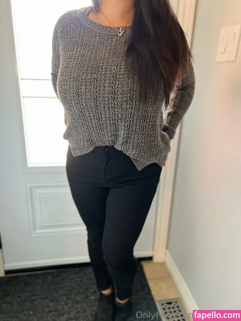 lilyfox_xo / xo.lily.ox Onlyfans Photo Gallery 