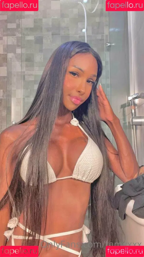 tamyxx / tamyxxx Onlyfans Photo Gallery 