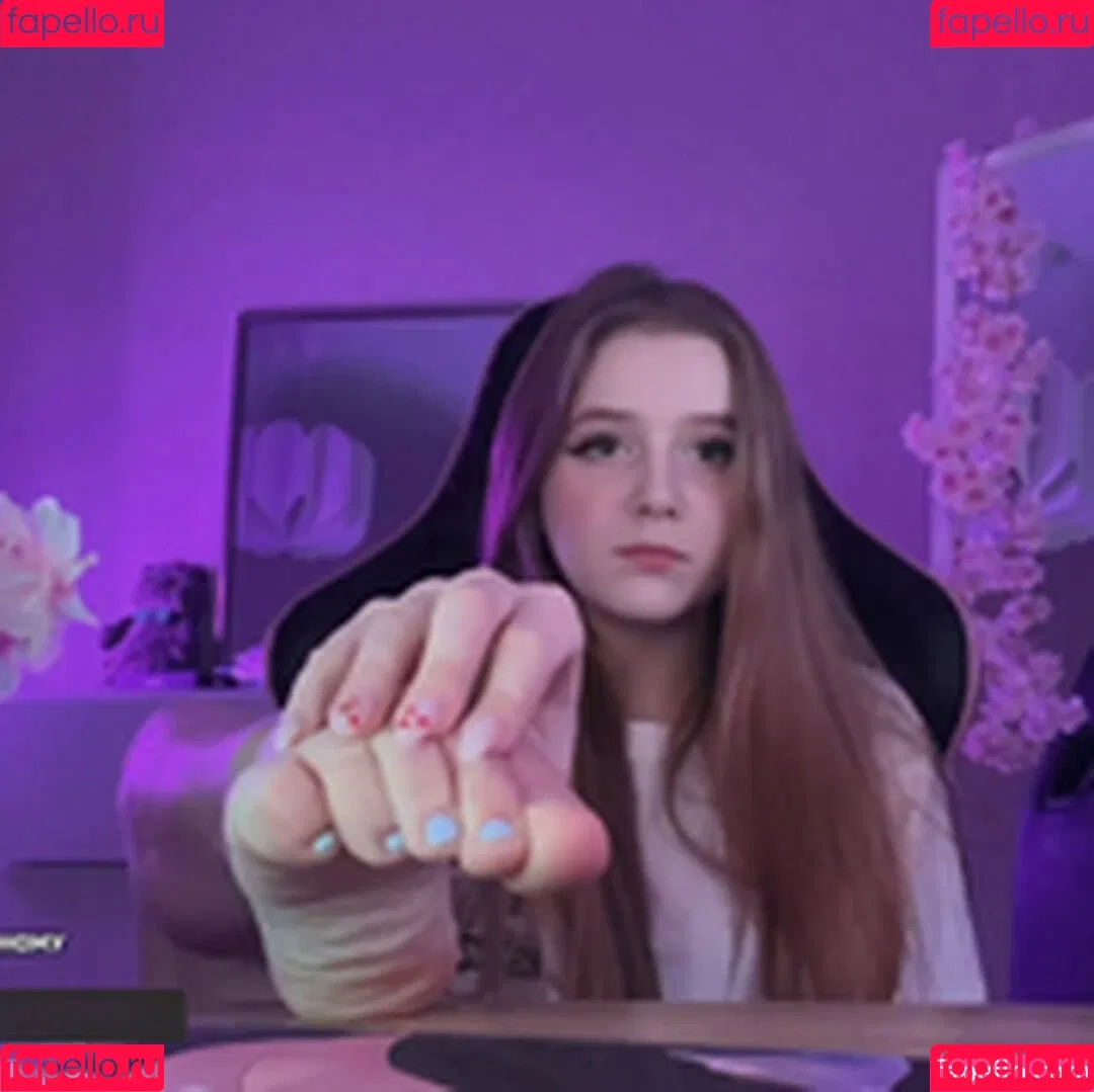 littleangellmarr Onlyfans Photo Gallery 