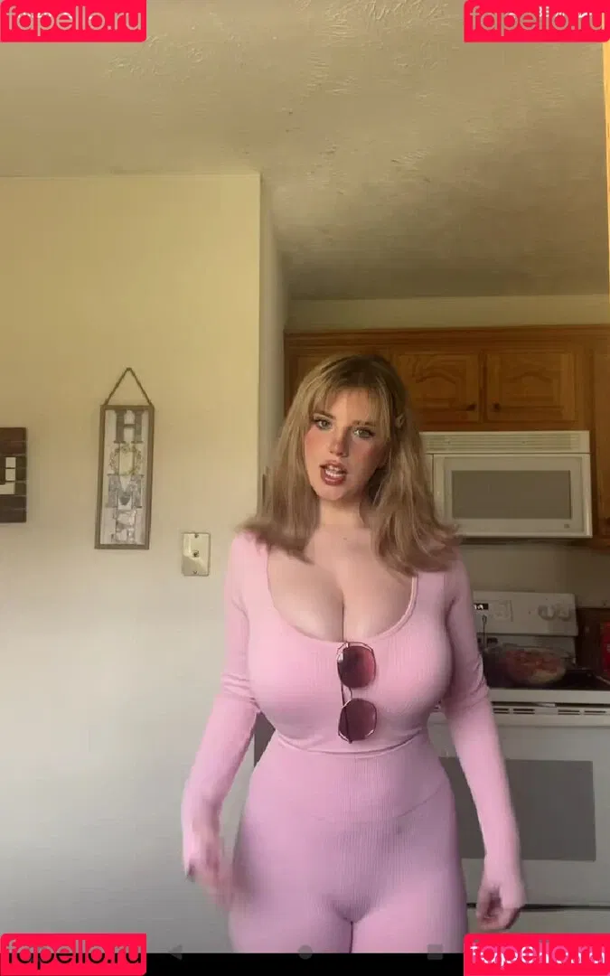 Halz444 / Halzx / Xohalzy444 / halzy4444 / schizoscorpioo Onlyfans Photo Gallery 