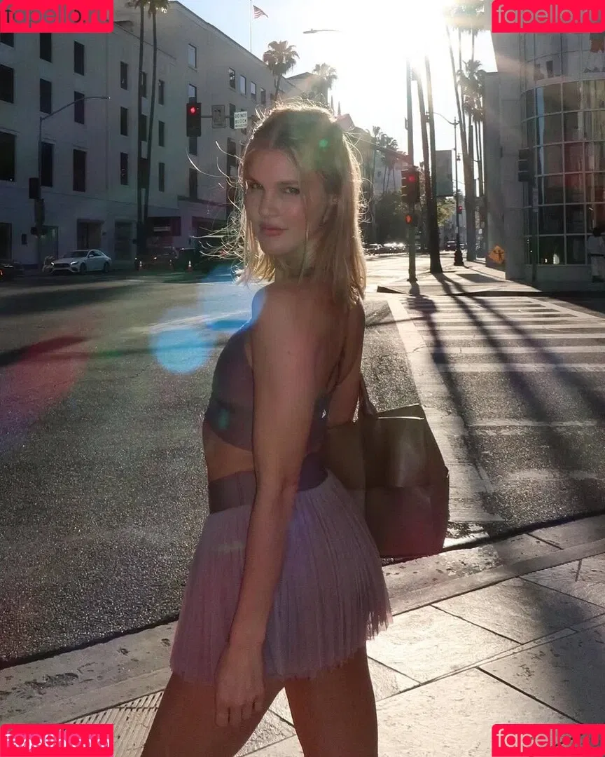 Joy Corrigan / _joycorrigan / joycorrigan Onlyfans Photo Gallery 