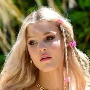 Joy Corrigan / _joycorrigan / joycorrigan Onlyfans Photo Gallery 