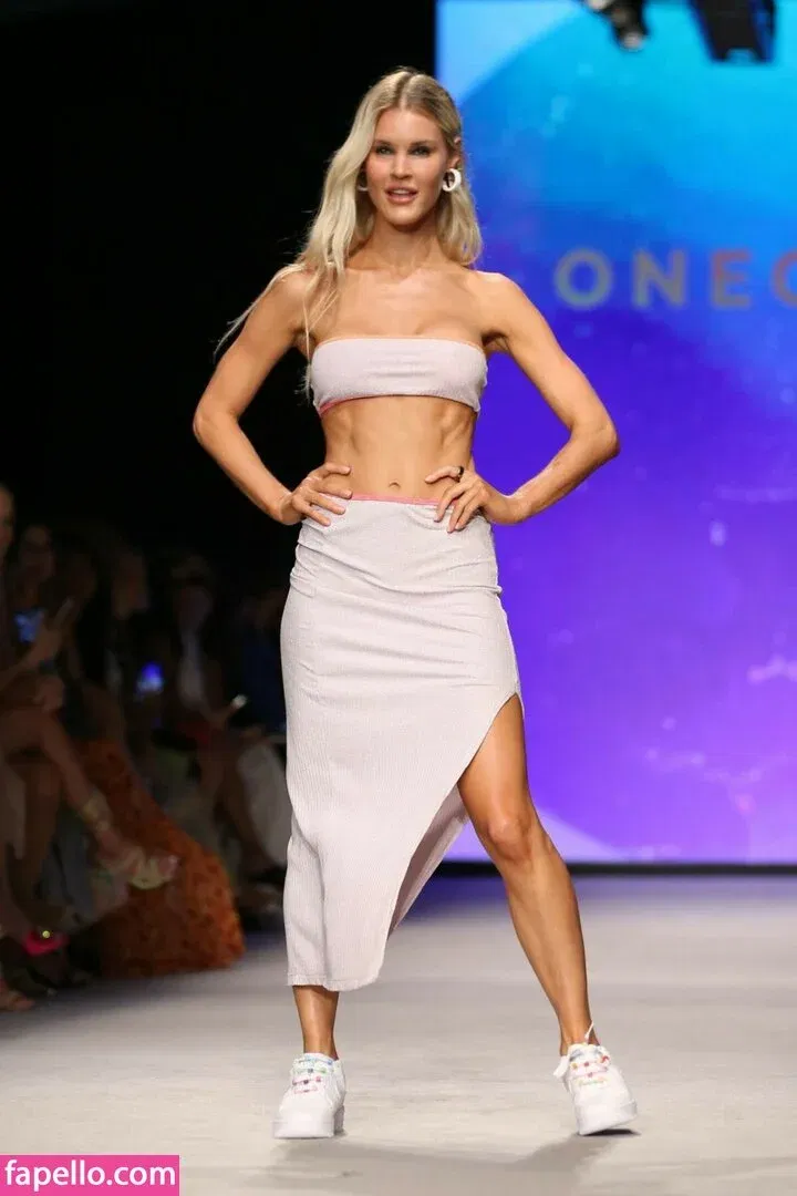 Joy Corrigan / _joycorrigan / joycorrigan Onlyfans Photo Gallery 