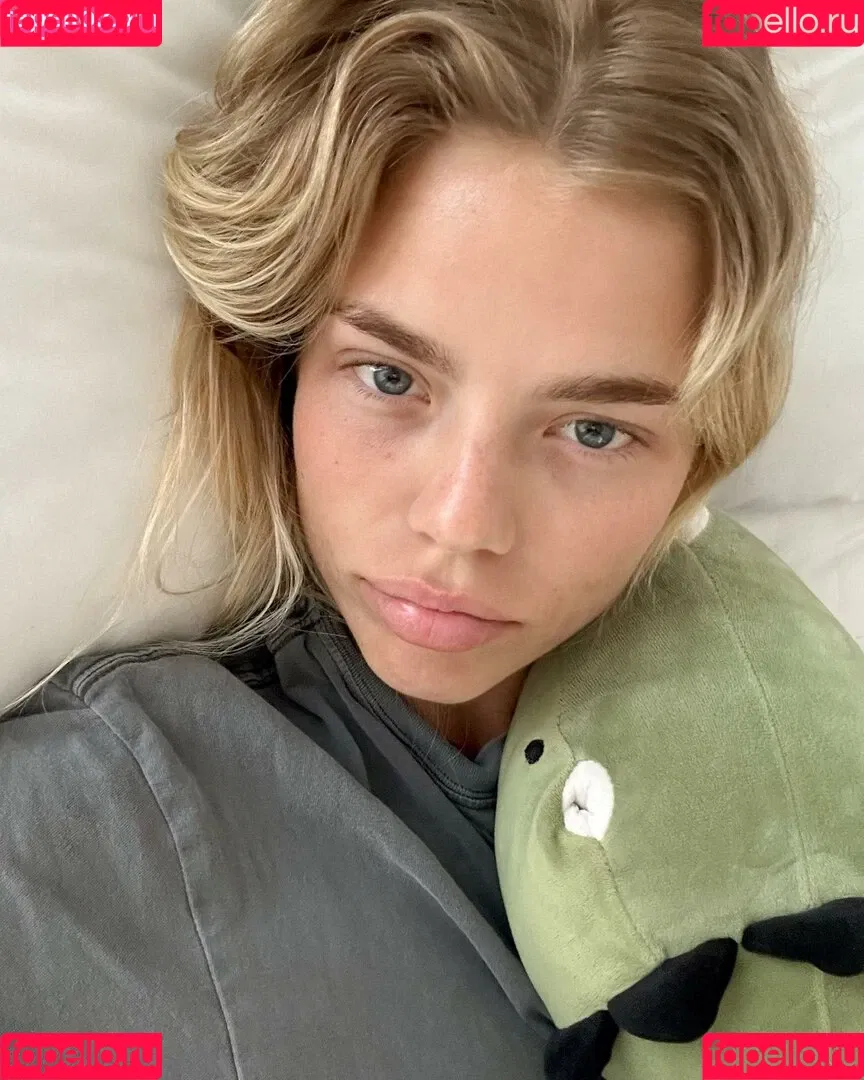 Becca Means / bbnoboobs / beccameans Onlyfans Photo Gallery 