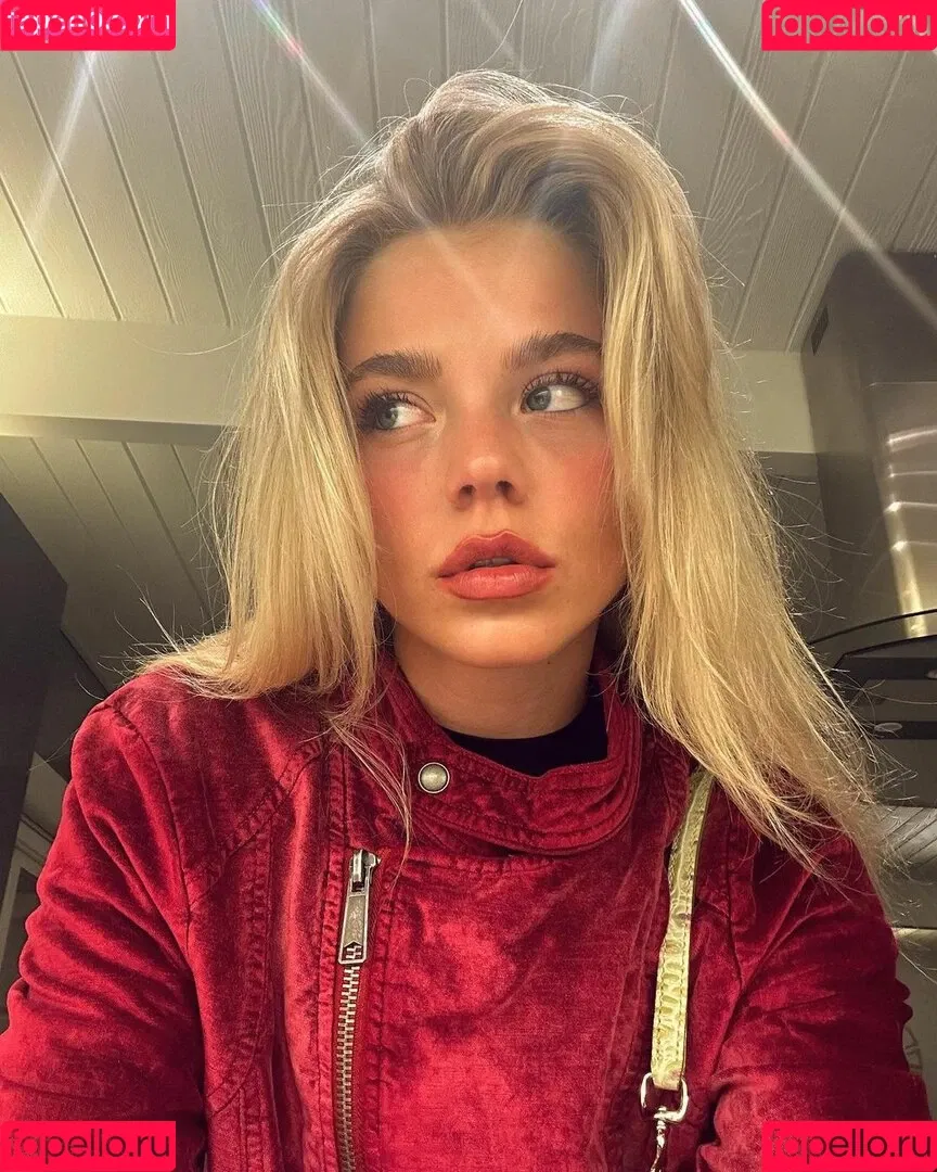 Becca Means / bbnoboobs / beccameans Onlyfans Photo Gallery 