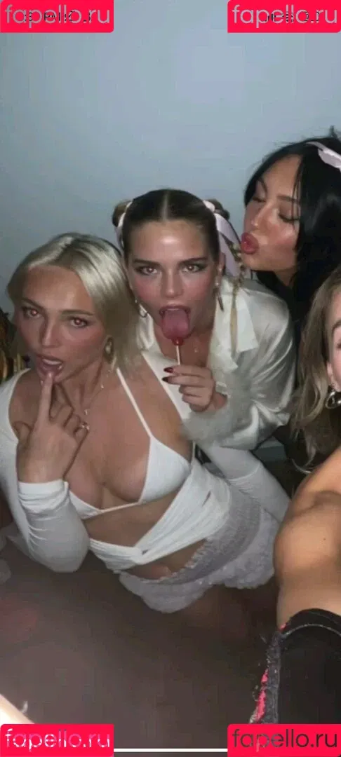 Becca Means / bbnoboobs / beccameans Onlyfans Photo Gallery 