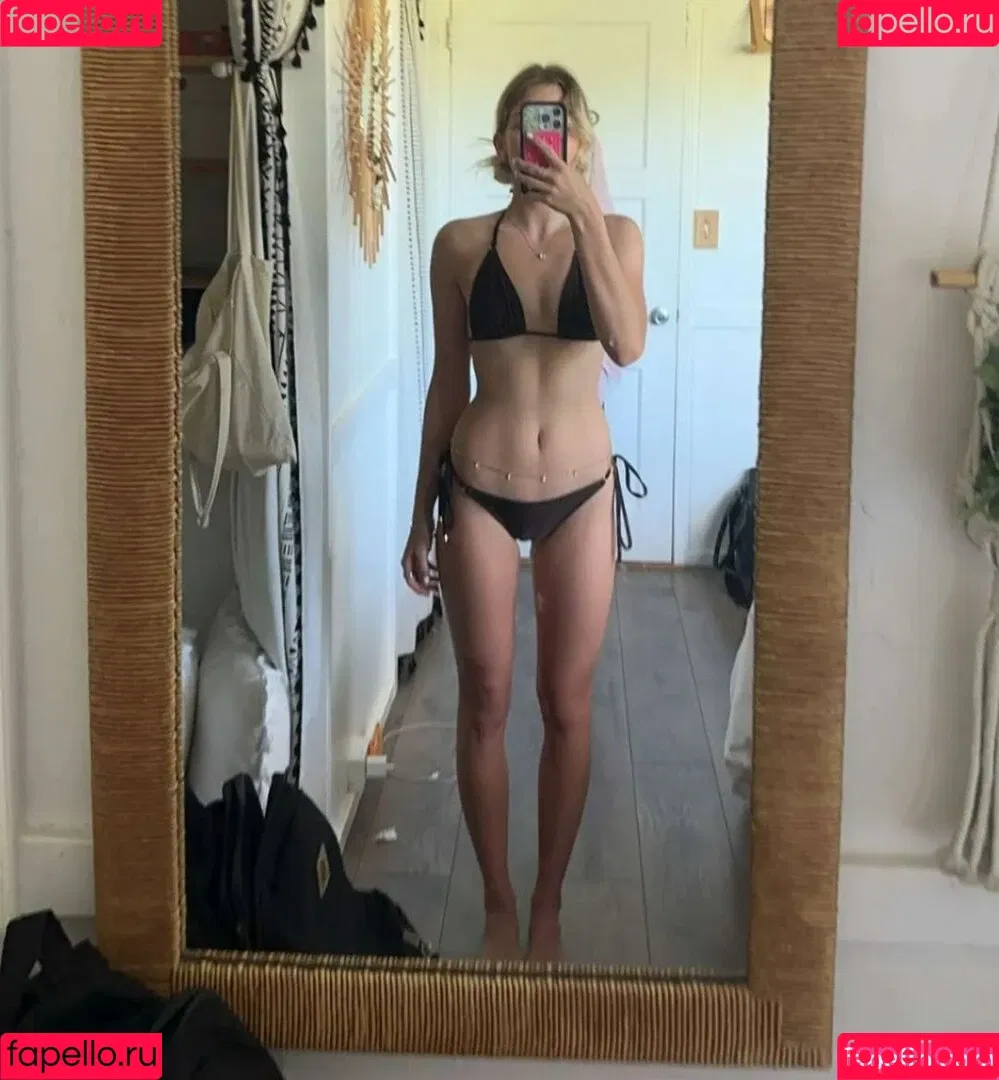 Becca Means / bbnoboobs / beccameans Onlyfans Photo Gallery 