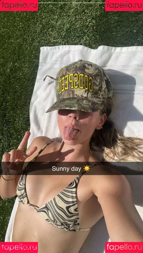 Becca Means / bbnoboobs / beccameans Onlyfans Photo Gallery 