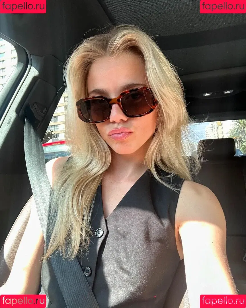 Becca Means / bbnoboobs / beccameans Onlyfans Photo Gallery 