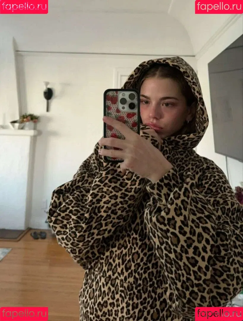 Becca Means / bbnoboobs / beccameans Onlyfans Photo Gallery 