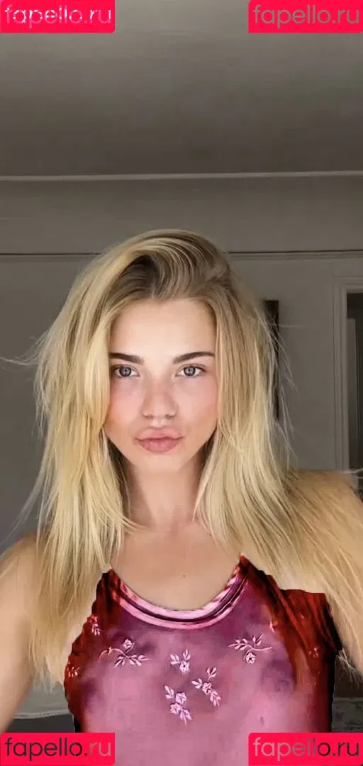 Becca Means / bbnoboobs / beccameans Onlyfans Photo Gallery 