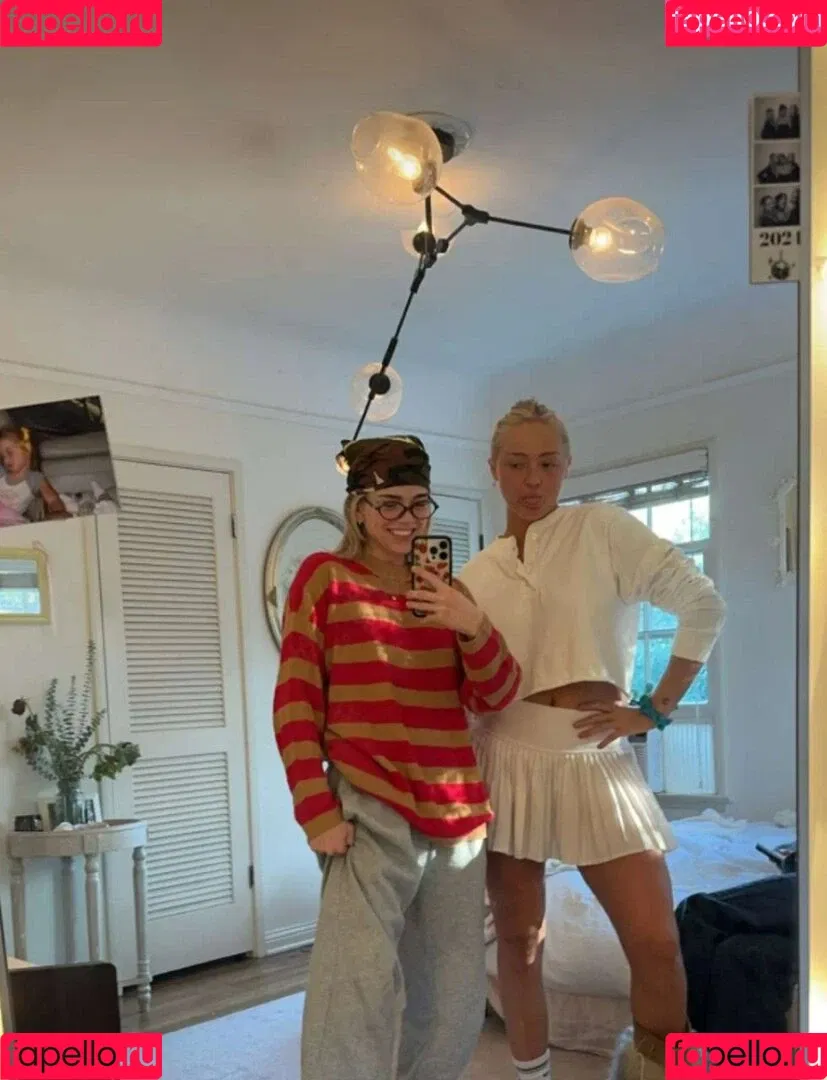 Becca Means / bbnoboobs / beccameans Onlyfans Photo Gallery 