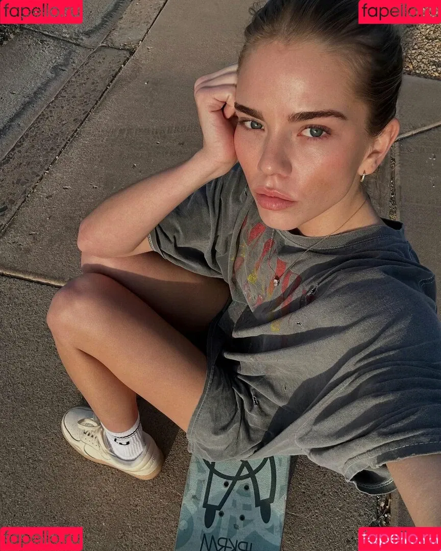 Becca Means / bbnoboobs / beccameans Onlyfans Photo Gallery 