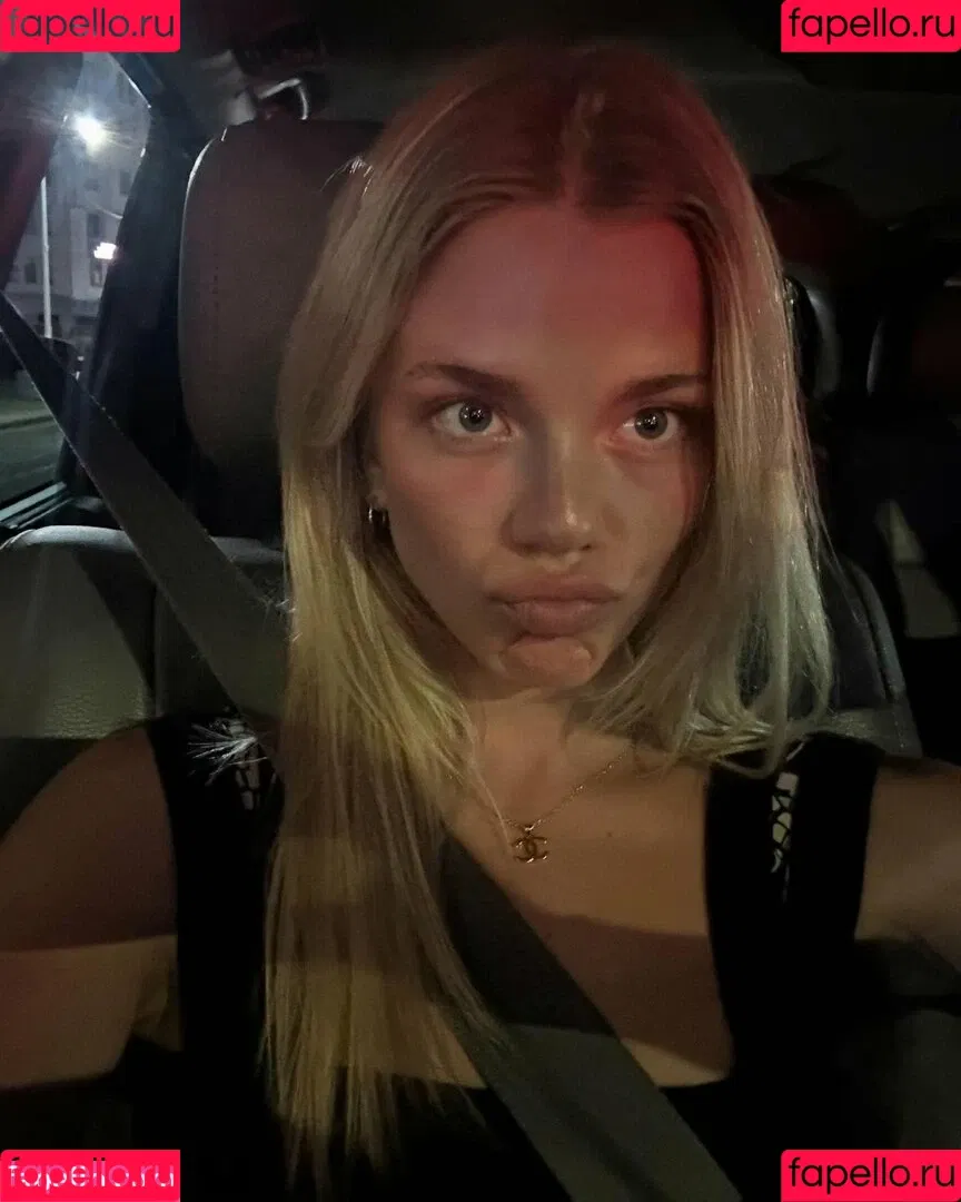 Becca Means / bbnoboobs / beccameans Onlyfans Photo Gallery 