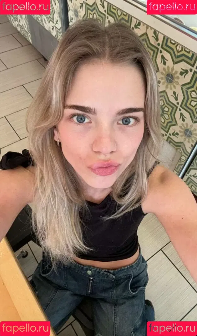 Becca Means / bbnoboobs / beccameans Onlyfans Photo Gallery 