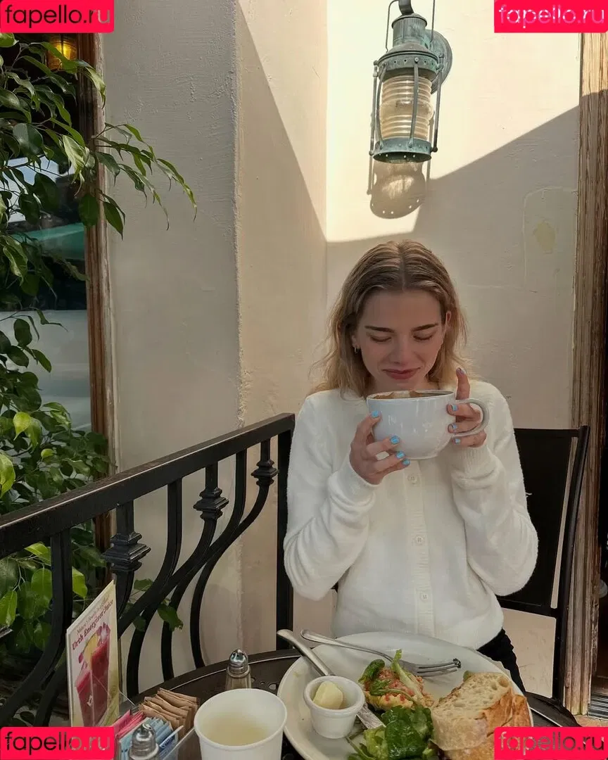 Becca Means / bbnoboobs / beccameans Onlyfans Photo Gallery 
