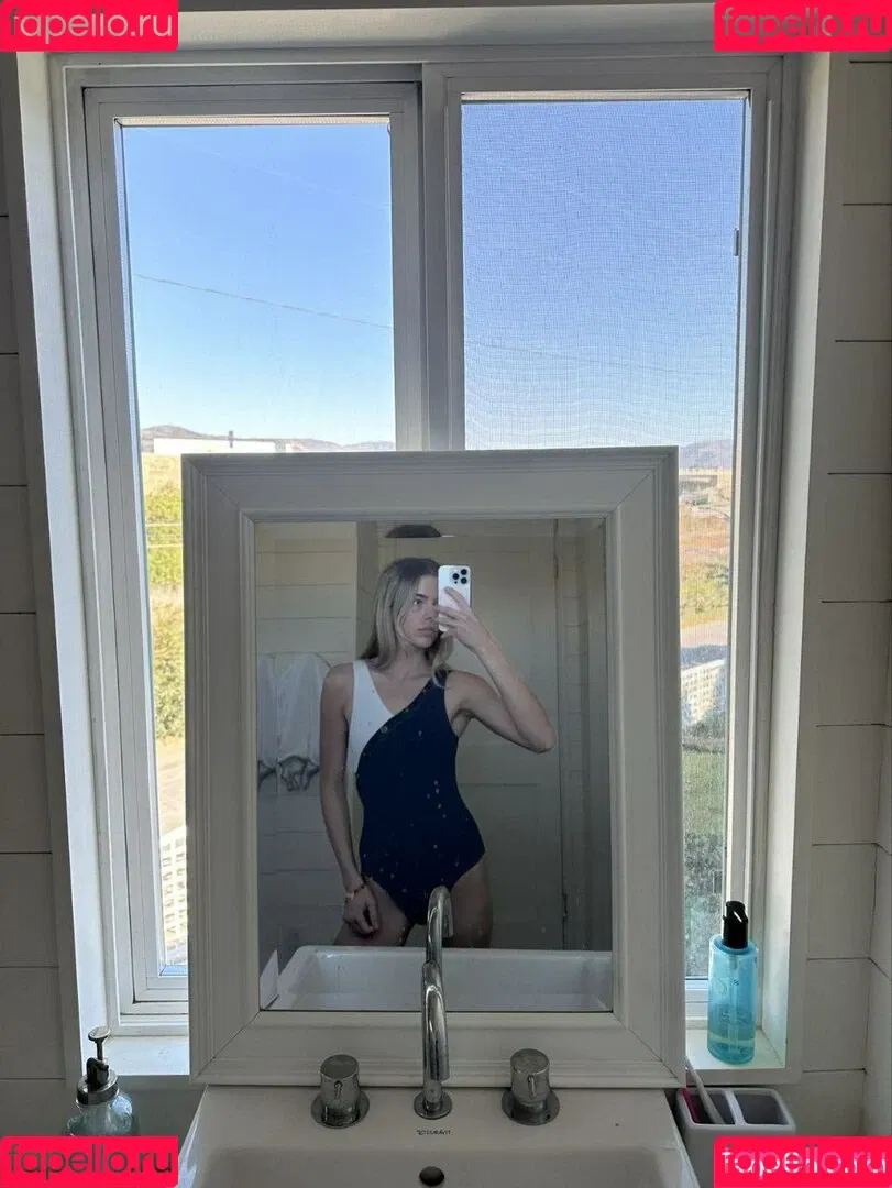 Becca Means / bbnoboobs / beccameans Onlyfans Photo Gallery 