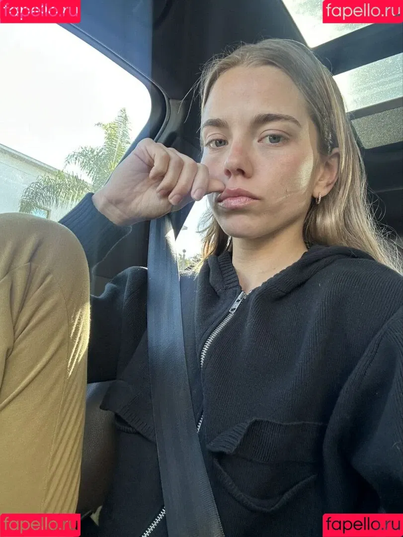 Becca Means / bbnoboobs / beccameans Onlyfans Photo Gallery 