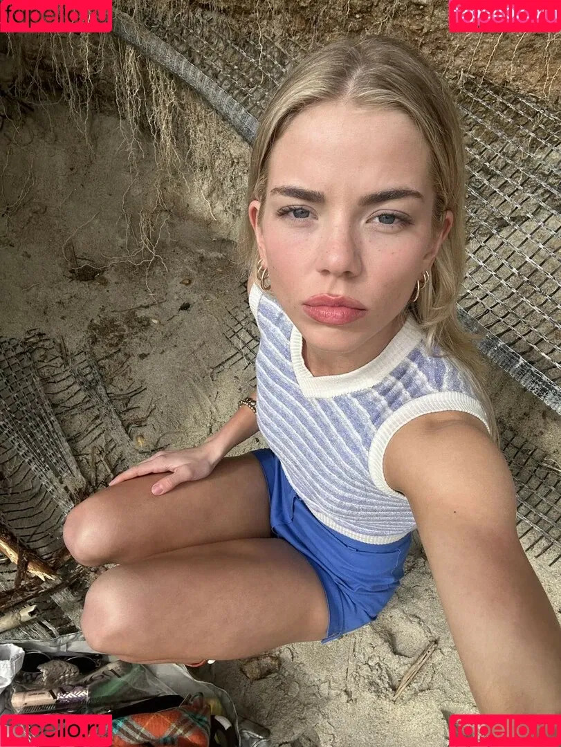 Becca Means / bbnoboobs / beccameans Onlyfans Photo Gallery 