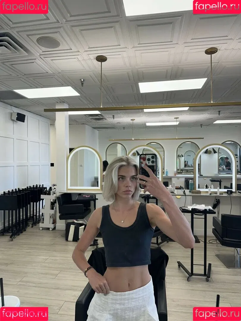 Becca Means / bbnoboobs / beccameans Onlyfans Photo Gallery 