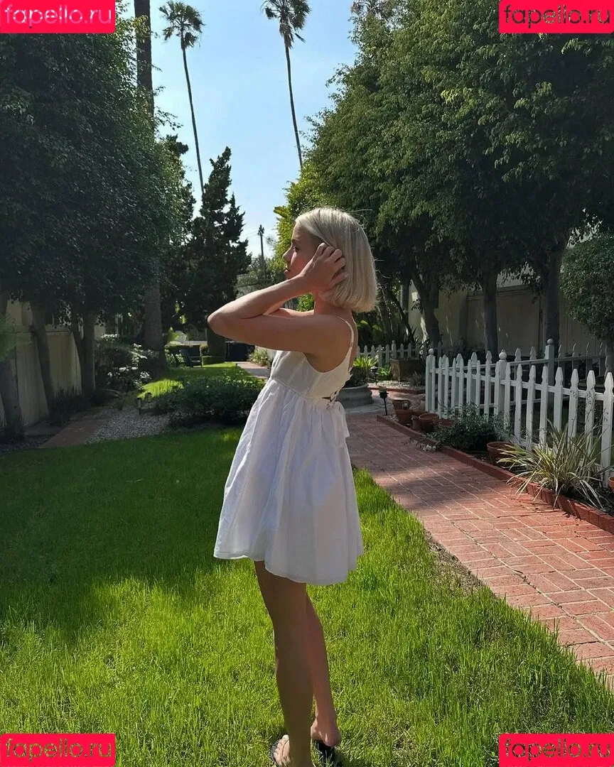 Becca Means / bbnoboobs / beccameans Onlyfans Photo Gallery 