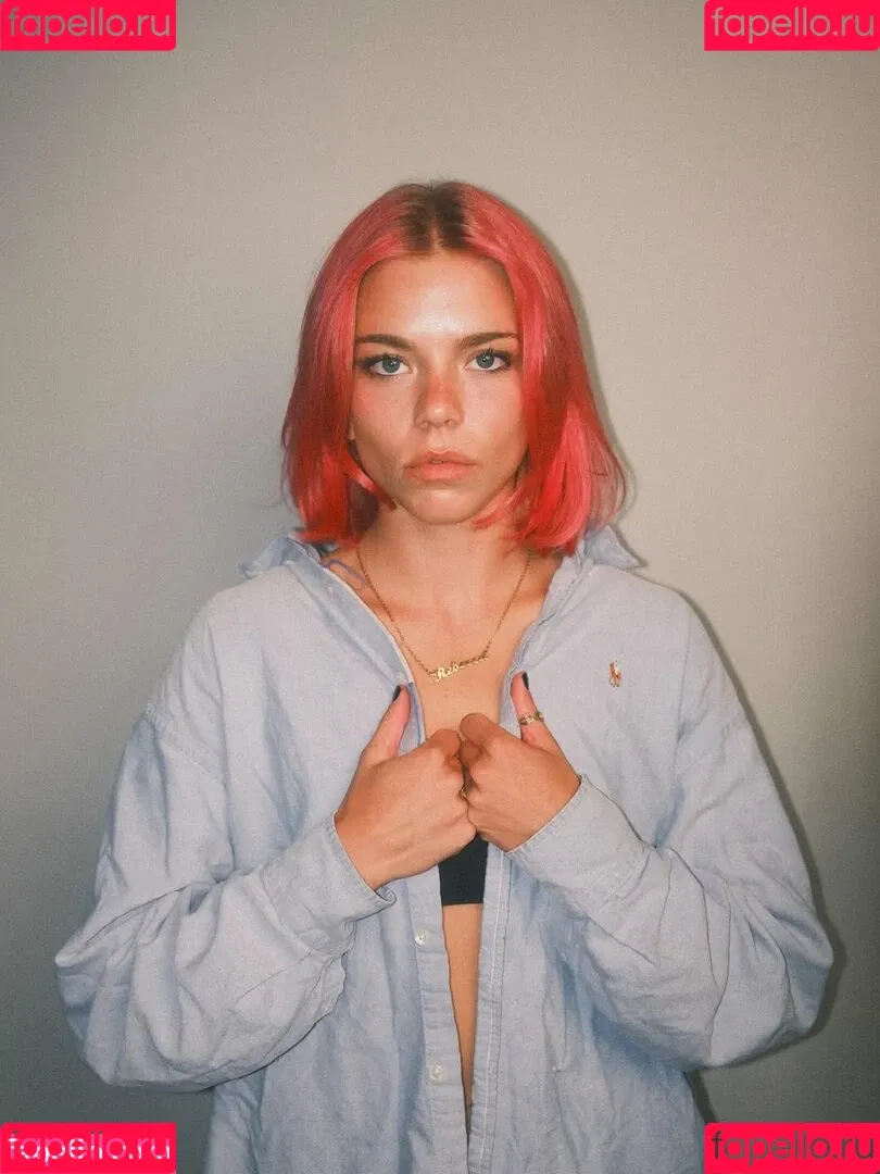 Becca Means / bbnoboobs / beccameans Onlyfans Photo Gallery 