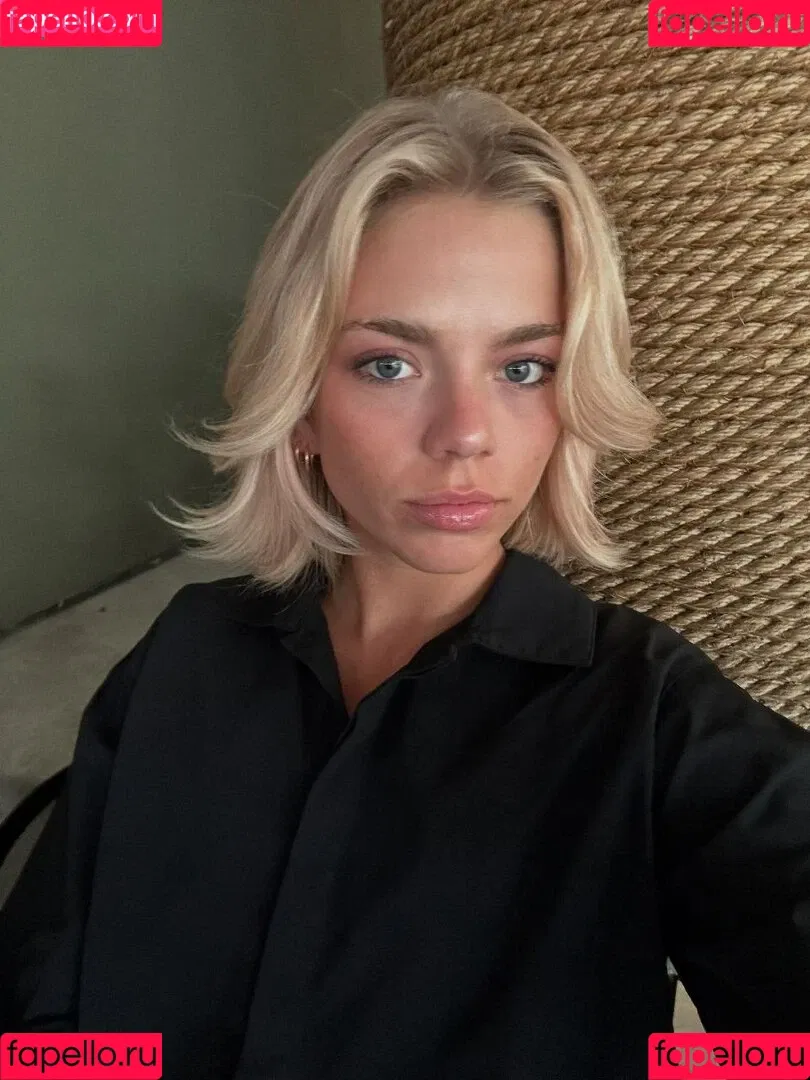Becca Means / bbnoboobs / beccameans Onlyfans Photo Gallery 