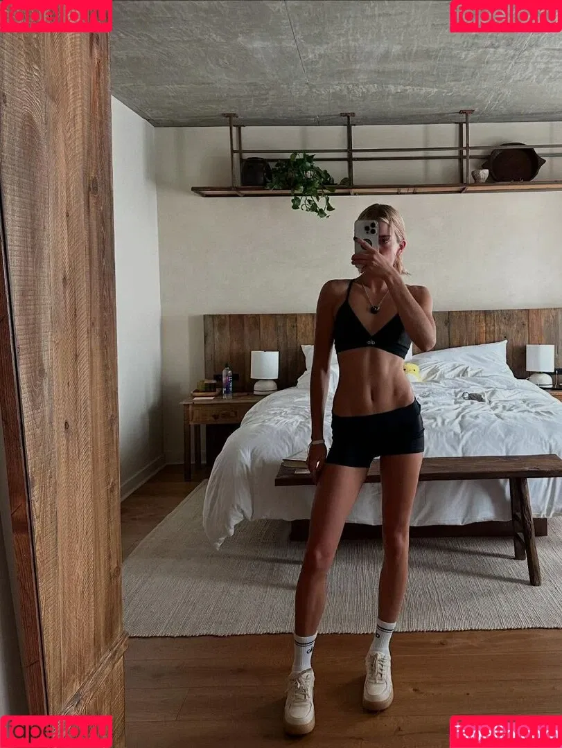 Becca Means / bbnoboobs / beccameans Onlyfans Photo Gallery 