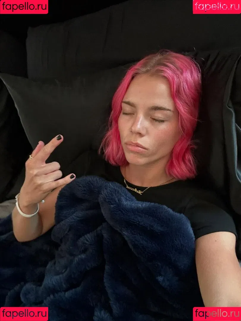 Becca Means / bbnoboobs / beccameans Onlyfans Photo Gallery 