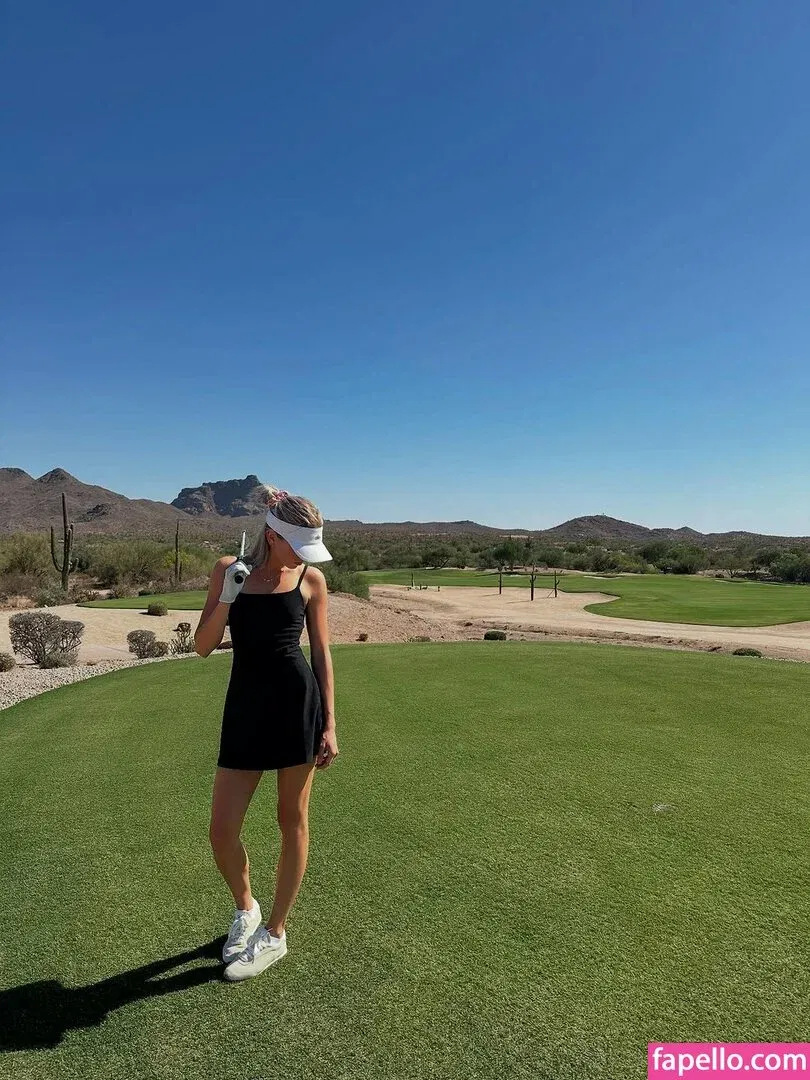 Becca Means / bbnoboobs / beccameans Onlyfans Photo Gallery 