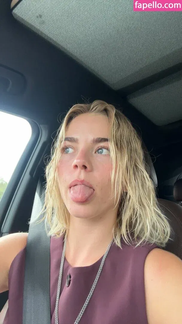 Becca Means / bbnoboobs / beccameans Onlyfans Photo Gallery 