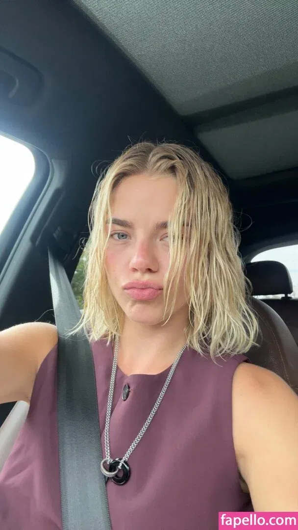 Becca Means / bbnoboobs / beccameans Onlyfans Photo Gallery 