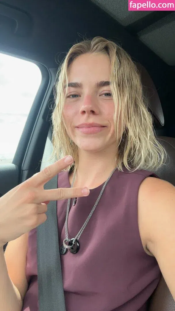 Becca Means / bbnoboobs / beccameans Onlyfans Photo Gallery 