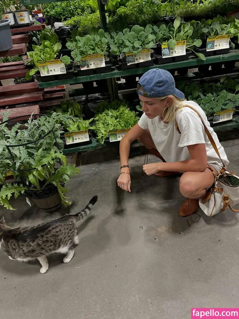 Becca Means / bbnoboobs / beccameans Onlyfans Photo Gallery 