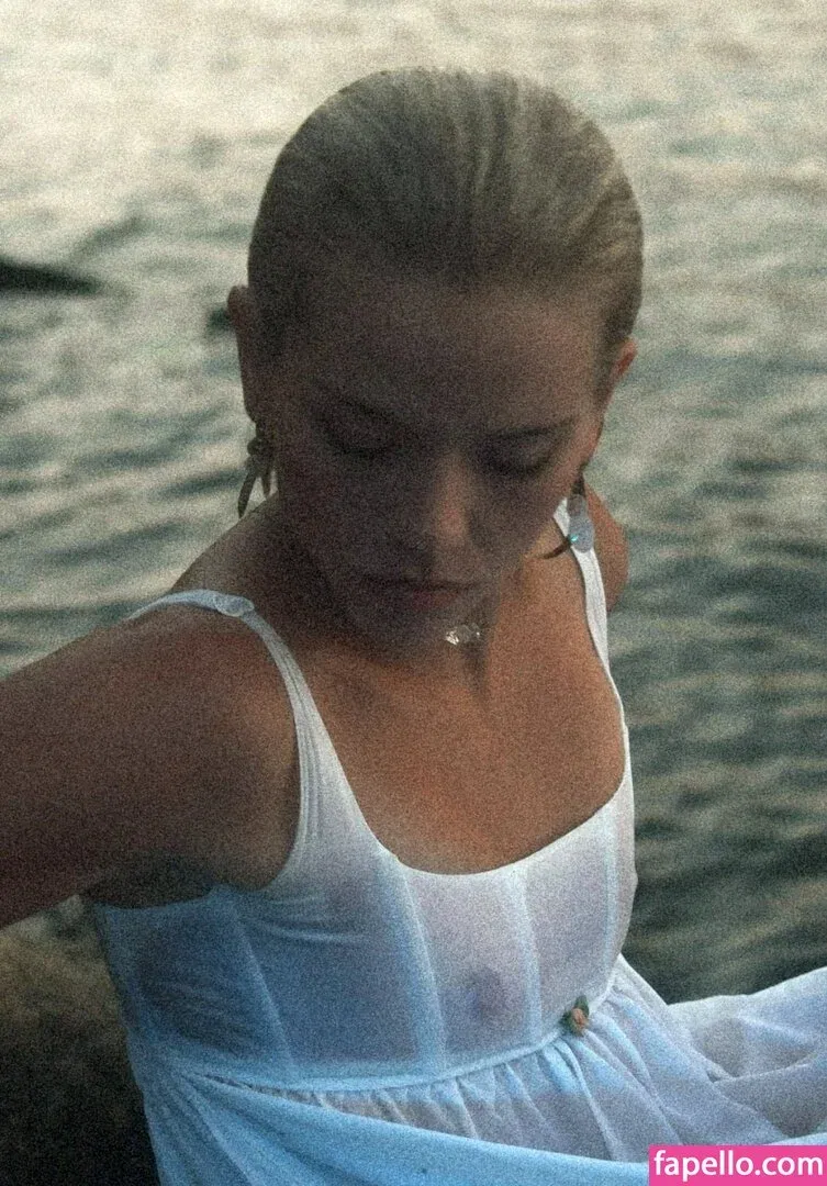 Becca Means / bbnoboobs / beccameans Onlyfans Photo Gallery 