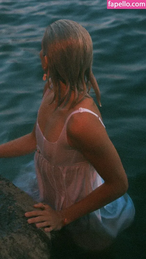 Becca Means / bbnoboobs / beccameans Onlyfans Photo Gallery 