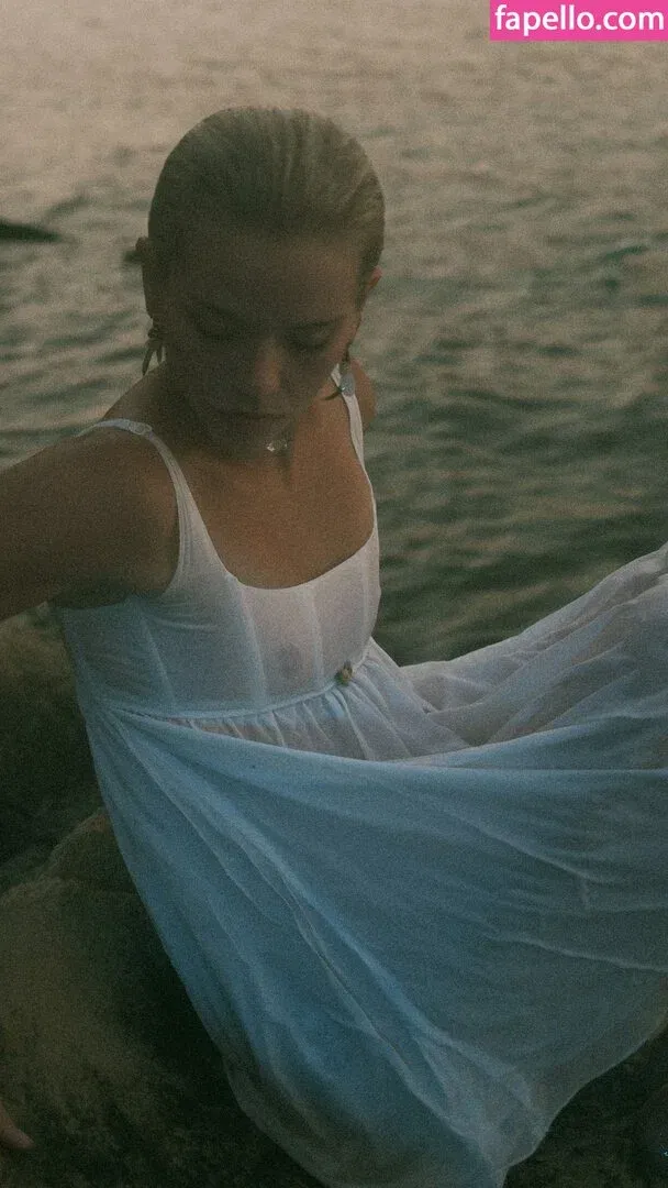 Becca Means / bbnoboobs / beccameans Onlyfans Photo Gallery 