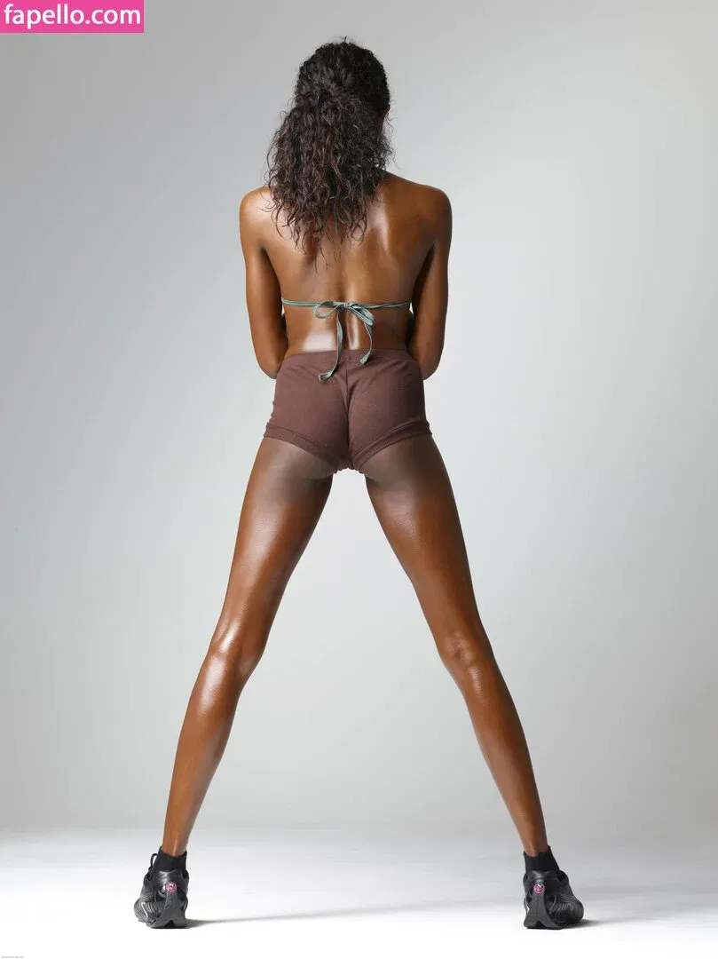 Hegre / hegreworld / theemilybloom Onlyfans Photo Gallery 