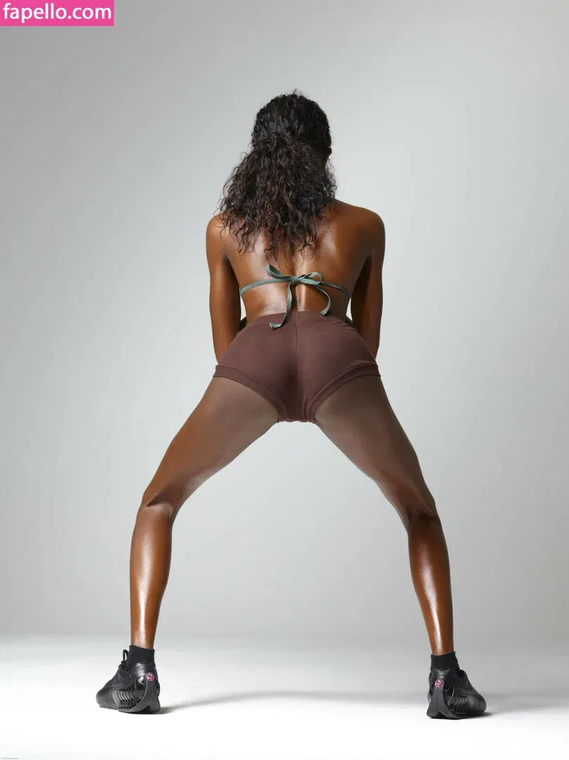 Hegre / hegreworld / theemilybloom Onlyfans Photo Gallery 