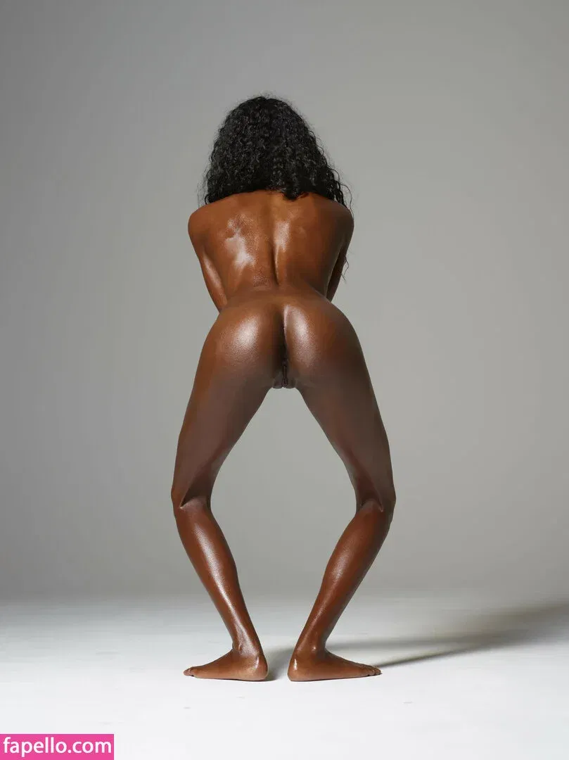 Hegre / hegreworld / theemilybloom Onlyfans Photo Gallery 