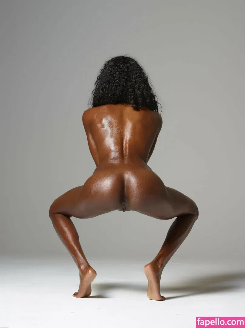 Hegre / hegreworld / theemilybloom Onlyfans Photo Gallery 