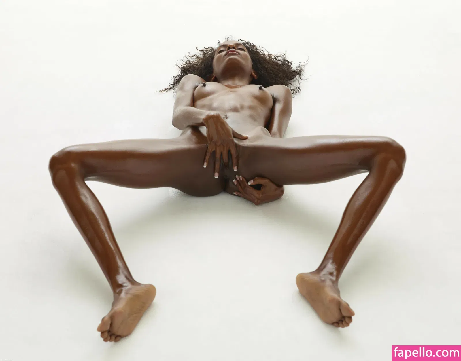 Hegre / hegreworld / theemilybloom Onlyfans Photo Gallery 