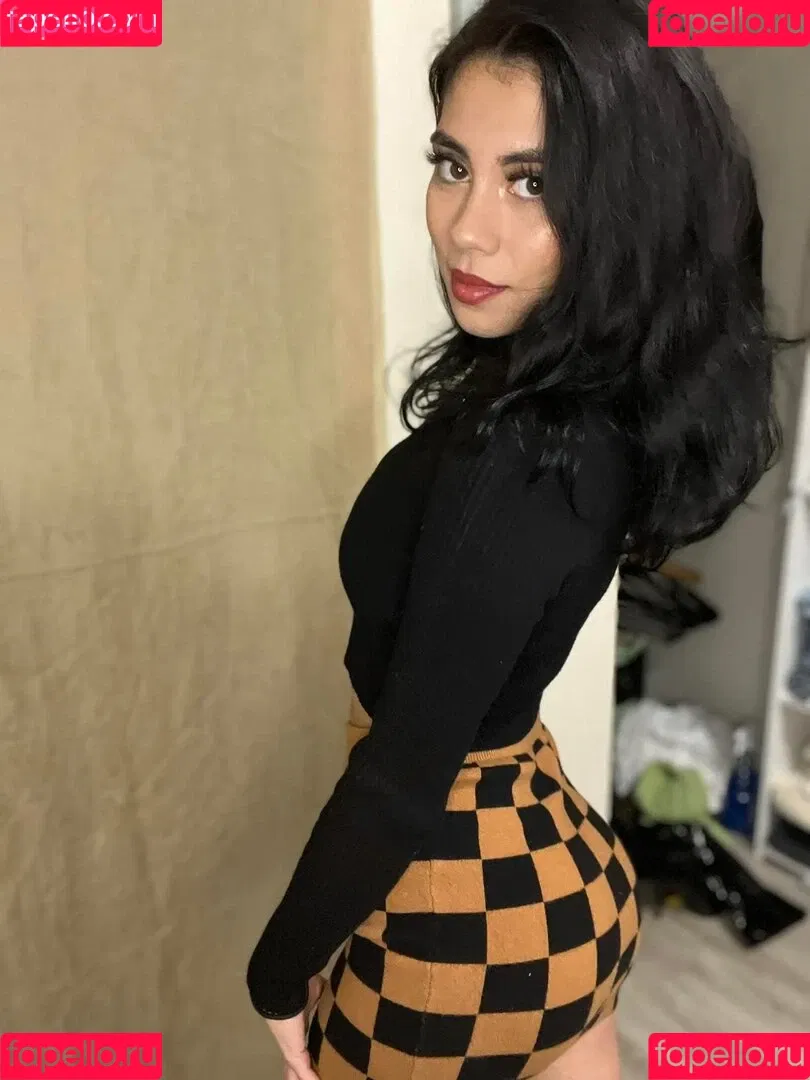 Mila Marie / milamariesutton / milamariexoxo Onlyfans Photo Gallery 