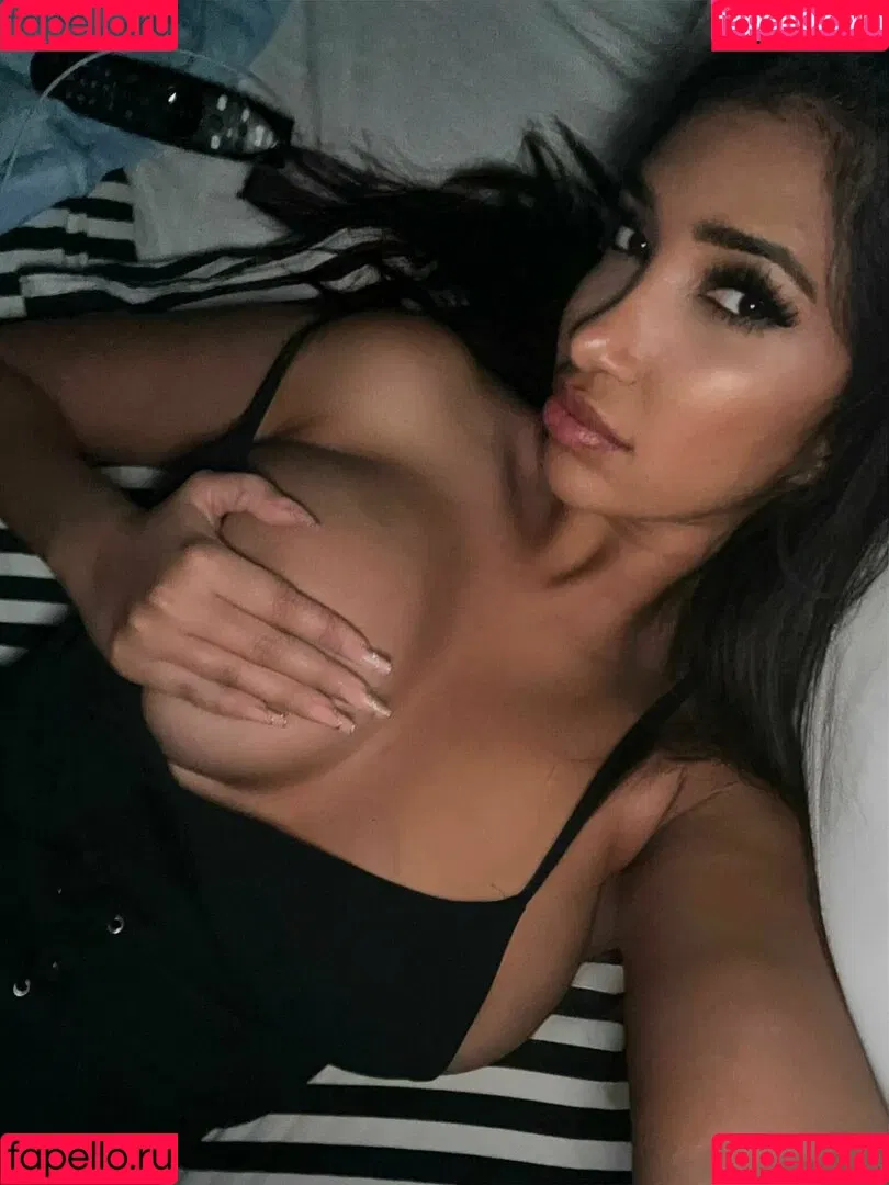 naomidecrescenzo / naomithecrescenzo Onlyfans Photo Gallery 