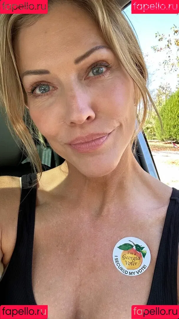 Cylon / Tricia Helfer / officialtriciahelfer Onlyfans Photo Gallery 