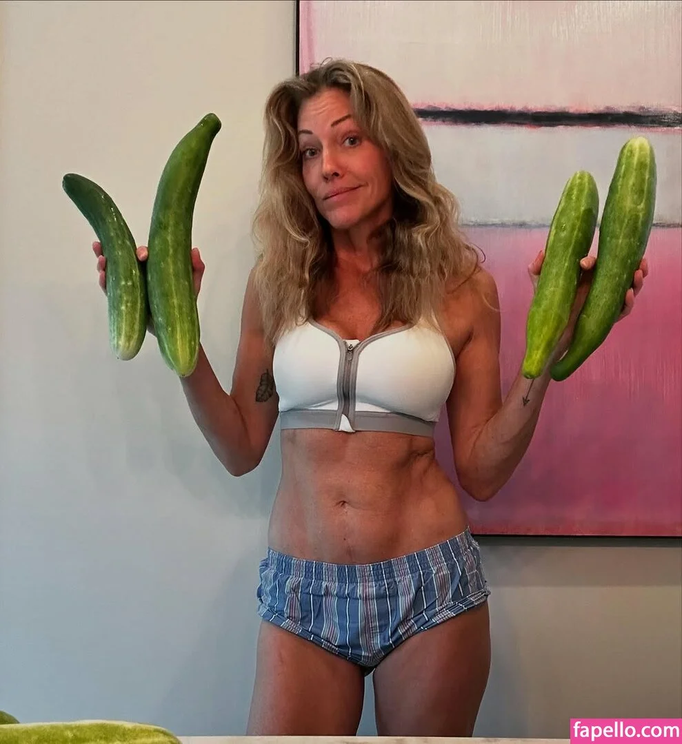 Cylon Nude Onlyfans Photo 37