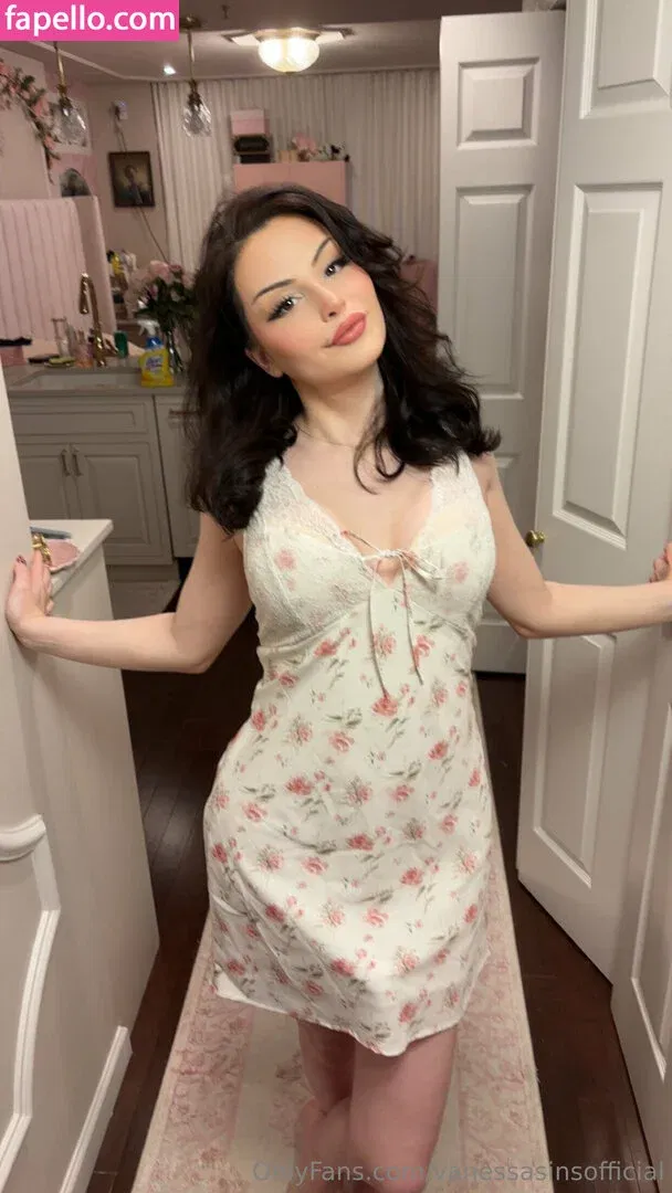 nessa.sin.official / vanessasinsofficial Onlyfans Photo Gallery 