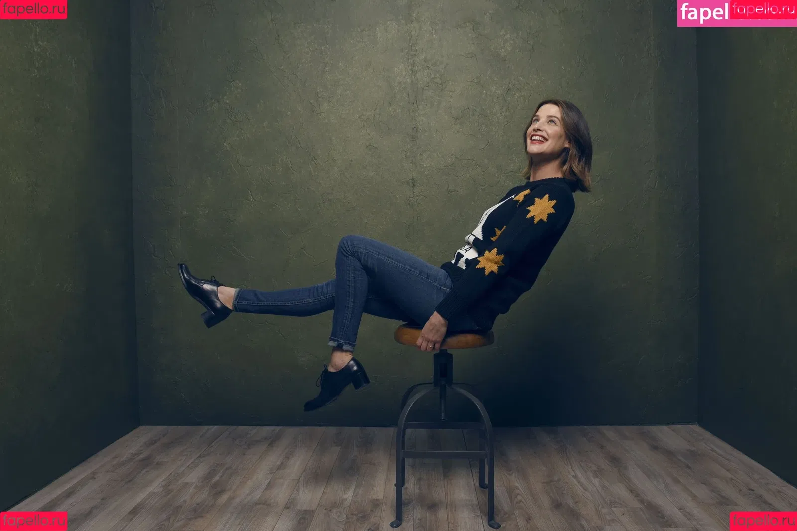 Cobie Smulders / CobieSmulders Onlyfans Photo Gallery 